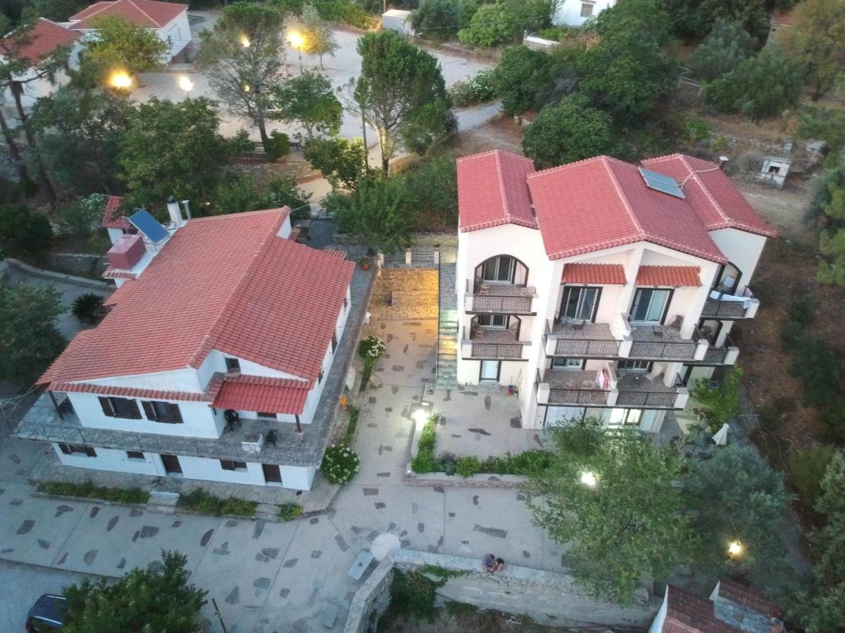 Raxes Kastanies Despina Studios # 4 Raches  Exterior foto